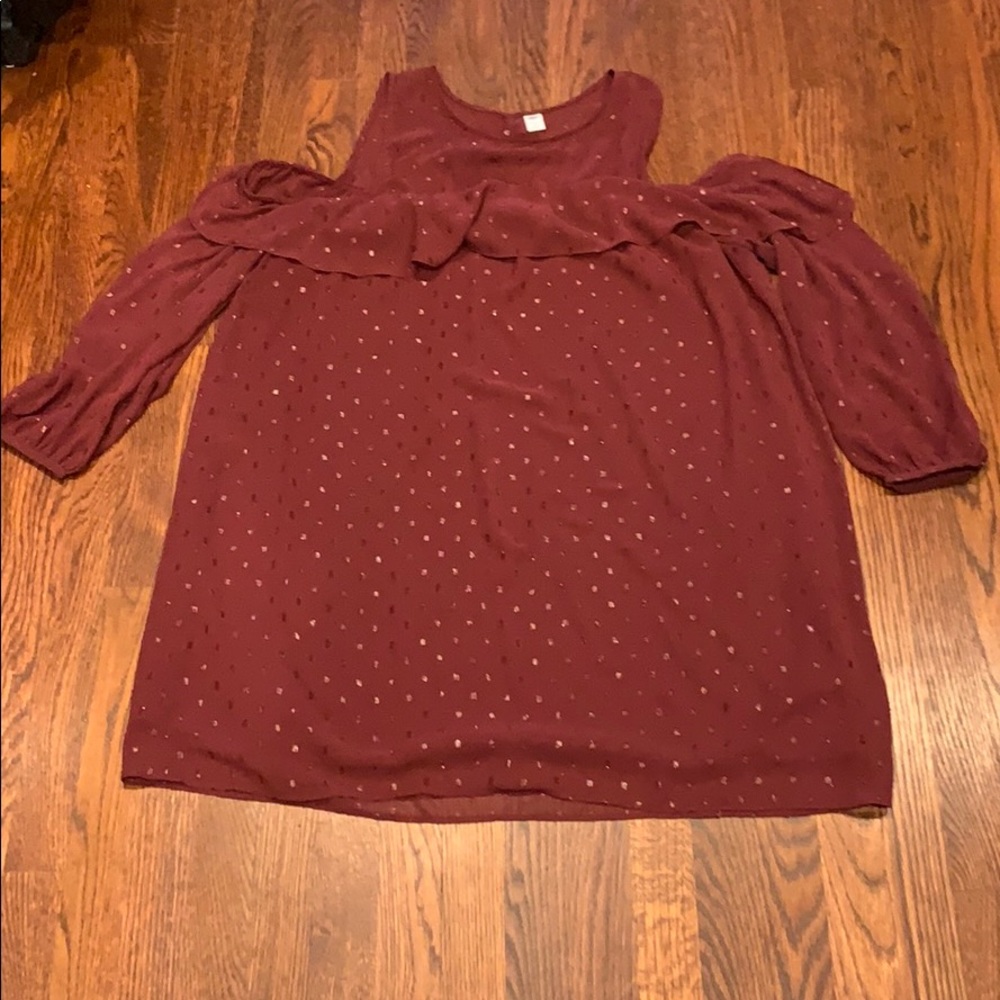 Cold shoulder sleeve dress